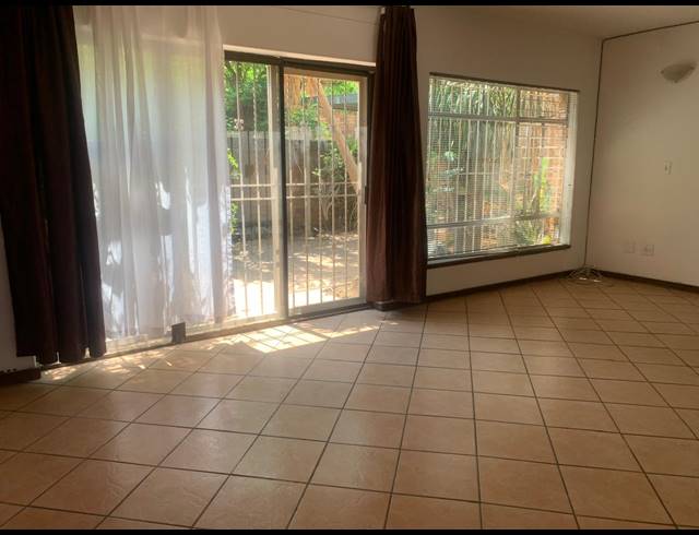 2 bed property to rent in POLLAK PARK